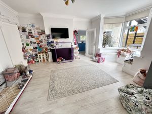 Photo 19- click for photo gallery